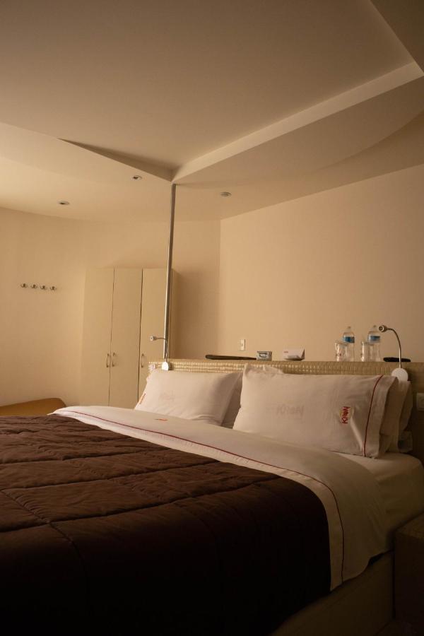 Love Hotel Kron Mexico City Ngoại thất bức ảnh
