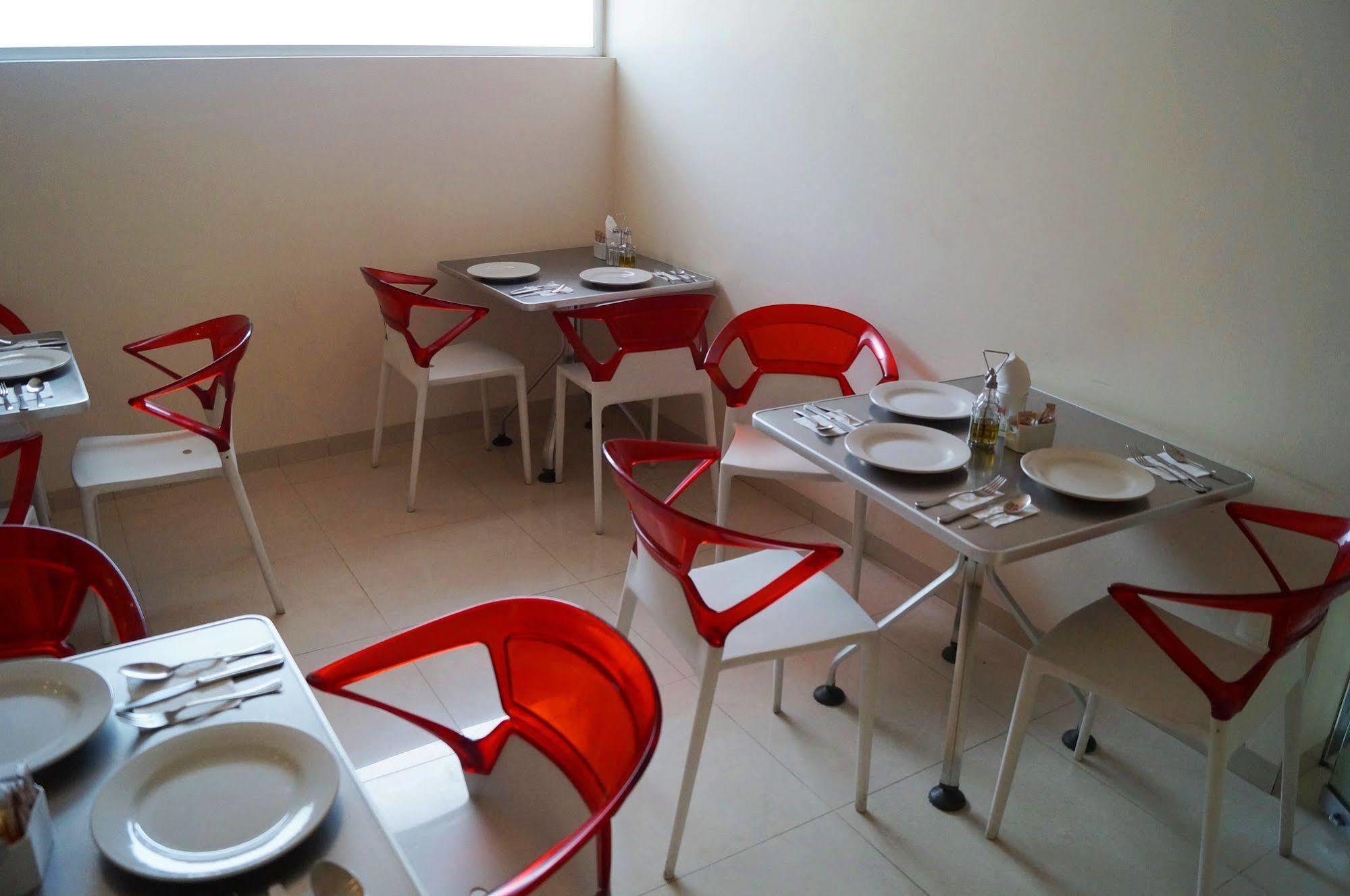 Love Hotel Kron Mexico City Ngoại thất bức ảnh