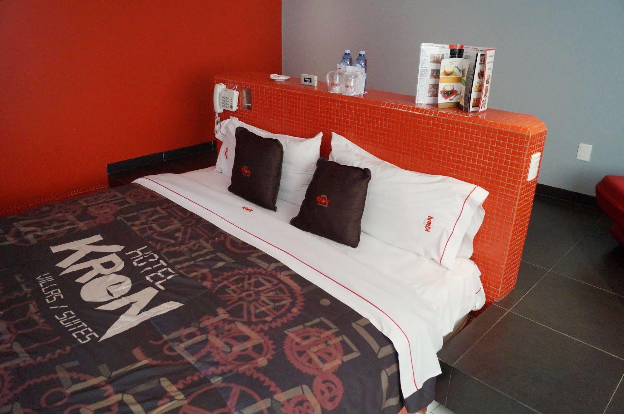 Love Hotel Kron Mexico City Ngoại thất bức ảnh
